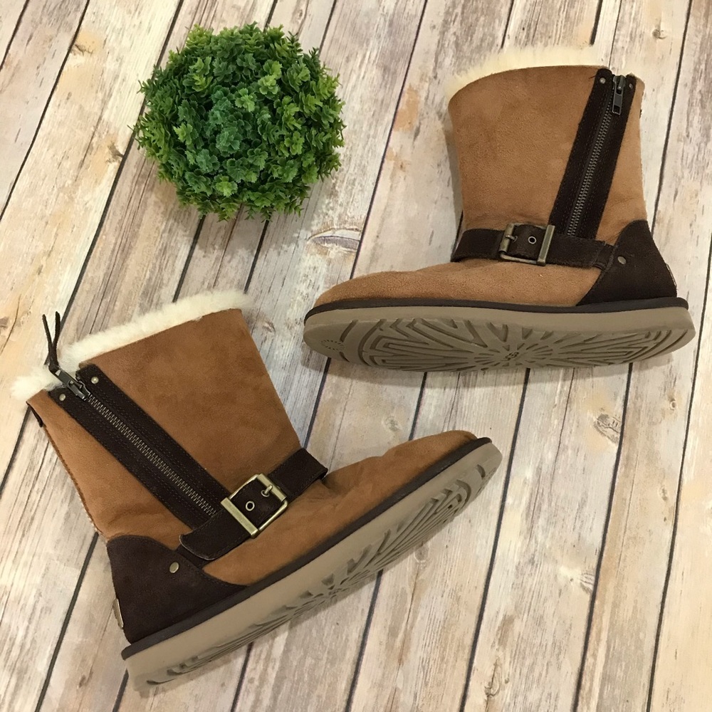 Cozy Women's Tan Suede Winter Boots with Shearling Trim